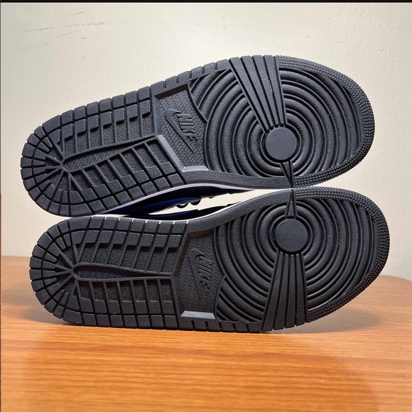 Jordan 1 Mid Hyper Royal - Picture 6 of 9